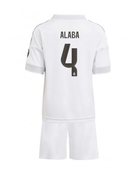 Real Madrid David Alaba #4 Replika Hemmakläder Barn 2025-26 Kortärmad (+ byxor)